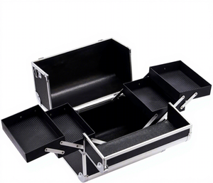 Estuche de <span class=keywords><strong>maquillaje</strong></span> profesional Caja de tocador cosmética de aluminio Estuche organizador de belleza Estuche de Tren 4 Bandeja Cerradura con cerradura Maleta de <span class=keywords><strong>maquillaje</strong></span> - Product Image 1