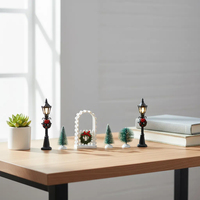 Maison de poupée SANWEI, arbre de Noël éclairé, lampadaire noir, petit arbre de Noël artificiel enneigé, mini arbre de table