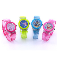 BOMAXE strass 8603 clair ABS bracelet boîtier en plastique Flash lumière Unique cadeau de noël dessin animé enfants montre