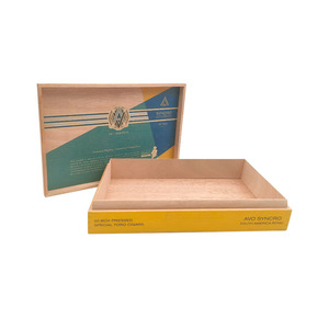 Caja de Cigarros Avo Syncro, Caja de 20 Unidades, Prensada, Especial Toro, a Prueba de Humedad, Estuche de Almacenamiento de Madera - Product Image 2