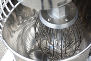 <span class=keywords><strong>Batidora</strong></span> Planetaria Industrial Yoslon US ETL YB-40 de 40L para Alimentos, Pasteles y Masa - Product Image 4