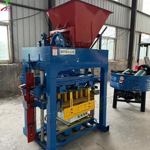 Machine à fabriquer des blocs de briques emboîtables à <span class=keywords><strong>prix</strong></span> réduit, machine de moulage de blocs de ciment creux emboîtables pour pavage, à vendre - Product Image 5