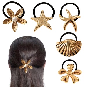 Accesorios para el cabello para niños de estrella de cinco puntas de gama alta, anillo para el cabello de acero inoxidable con estrella dorada, lazos para el cabello de goma a la moda - Product Image 1