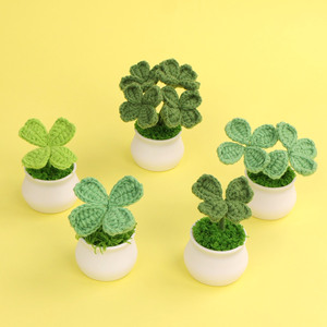 Fiori a Quattro Foglie all'Uncinetto, Piante in Vaso, Portafortuna per Salute, Amore e Ricchezza, Fiori Fatti a Mano per Decorazione Casa e Ufficio - Product Image 1