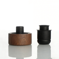 Bouchon en liège en T de 18,5 mm et 19,5 mm avec bouchon supérieur en noyer et verseur en plastique noir pour huile d'olive – Vente en gros