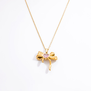 Collar con colgante de lazo chapado en oro de 18 quilates con piedra de corazón rosa, elegante gargantilla para regalo. - Product Image 5