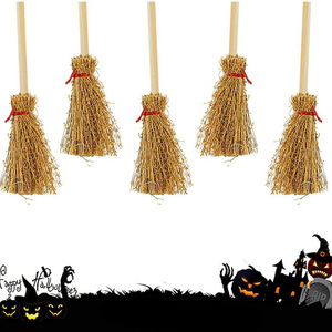 Mini Escoba de Cuerda Roja y Blanca para Halloween, Accesorio de Juguete de Escoba de Bruja, Adorno Grande para Árbol de Navidad - Product Image 2