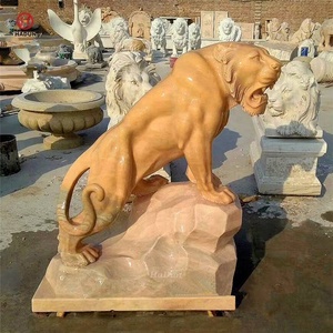 Estatua de Tigre de Piedra de Mármol Tallada a Mano Personalizada para Decoración - Product Image 1