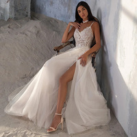 Nouvelle robe de mariée moderne européenne américaine Sling A-ligne longueur au sol dos nu coupe ajustée gaze légère grande taille fente de couleur bonbon