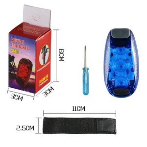 Luz Trasera LED Súper Brillante e Impermeable para Bicicleta con Batería, Luz Trasera con Clip para una Conducción Segura - Product Image 1