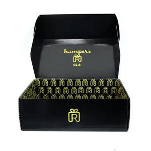 Caja de Envío Negra Grande de Cartón Corrugado para Envíos Postales, Impresa en Negro Mate - Product Image 4