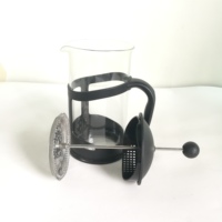 Cafetière à piston portable en verre borosilicate 350/600/1000ml, transparente, avec couvercle noir en acier inoxydable et base en plastique – Vente en gros