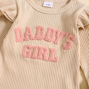 Vêtements pour enfants <span class=keywords><strong>Combinaison</strong></span> longue à manches longues pour <span class=keywords><strong>fille</strong></span> Couleur bonbon Côtelé Broderie de lettres Douceur en coton Mode - Product Image 2