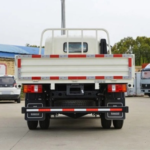 Howo Cargo Truck 4x2 Vehículo de transporte ligero 3,<span class=keywords><strong>5</strong></span> <span class=keywords><strong>toneladas</strong></span> <span class=keywords><strong>5</strong></span> <span class=keywords><strong>toneladas</strong></span> <span class=keywords><strong>Hino</strong></span> Sino Truck - Product Image 6