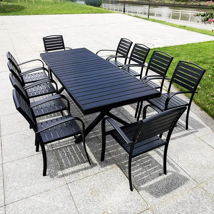 مجموعة طاولة حديثة من الخشب والبلاستيك للاستخدام في الهواء الطلق في الحديقة بها 8-10 مقاعد طاولة طعام قابلة للتمديد للفناء والكراسي