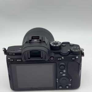 Appareil photo hybride professionnel <span class=keywords><strong>Sony</strong></span> <span class=keywords><strong>A7R</strong></span> III d'occasion avec objectif 28-70, appareil photo plein format d'occasion pour le vlogging, sortie haute définition 4K - Product Image 3