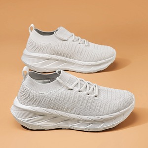 Nouvelles Chaussures de Sport en Maille Tissée 2026 – Chaussures de Course Amortissantes et Respirantes pour le Voyage et l'Extérieur – Style Couple - Product Image 3
