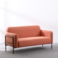 Canapé italien 2 places en velours orange avec pieds en métal, mobilier de salon en tissu orange, style européen, direct usine