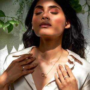 Uniq Anillo de plata original con impresionante solitario Moissanite Ajuste de elegancia clásico único Certificado IGI para boda - Product Image 6