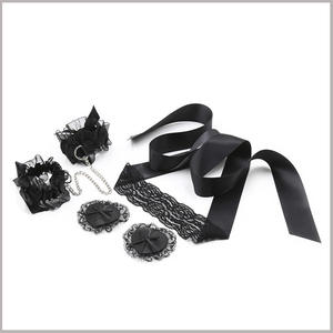 Ensemble de bondage et de retenue en dentelle trois pièces pour adultes, accessoires de jeu de rôle de soubrette, jouets sexuels pour le plaisir - Product Image 1