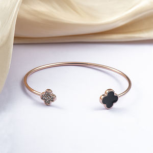Diseñador inspirado en la marca de joyería <span class=keywords><strong>Lucky</strong></span> Gold Plated CZ Diamond Four Leaf Clover <span class=keywords><strong>Cuff</strong></span> Bangle Bracelet para mujer - Product Image 6