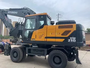 Excavadora de Ruedas de Servicio Pesado HW210 Amarilla de Marca Reconocida con Cucharón de 1m, Motor de 136kW, Alta Potencia de Excavación y Rendimiento Confiable - Product Image 2