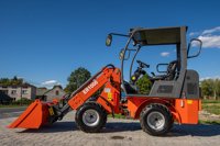 Mini-chargeuse télescopique compacte EVERUN ER1000 avec godet articulé et roues télescopiques