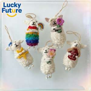 Adorable Adorno de Fieltro de Lana de Oveja, Peluche 3D, Colgante para Bolso, Accesorio para Interiores de Coche, 31-50 cm - Product Image 1