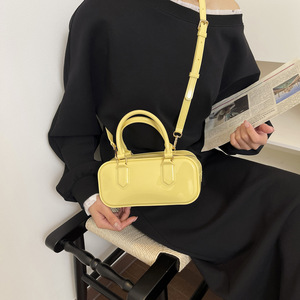 Wholesale Spring New Arrival Waterproof Foldable Zipper <b>Small</b> <b>Handbags</b> for Women Trendy Stylish Versatile Daily Use Fashion Hand - Product Image 4