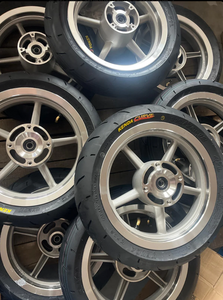 Ruedas HSKABIN de <span class=keywords><strong>12</strong></span> Pulgadas 90/90-<span class=keywords><strong>12</strong></span> 120/70-<span class=keywords><strong>12</strong></span> Curve Super Moto para Tuttio Yozma en Bicicleta Eléctrica de Cross <span class=keywords><strong>10</strong></span>, Neumáticos Kenda Cromados - Product Image 2