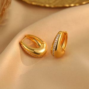 Pendientes de Botón de Cobre Estilo Europeo Americano, Chapados en Oro Real, con Incrustaciones de Diamantes Geométricos, Diseño de Lujo de Alta Gama - Product Image 6