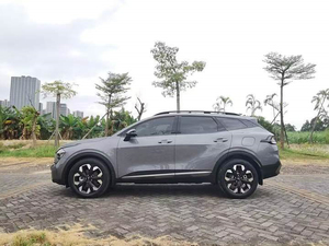 Hecho en China <span class=keywords><strong>Sportage</strong></span> 2023 2,0 T 2WD Premium Edition compacto SUV gasolina coche usado de China - Product Image 5