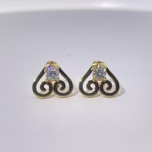 ต่างหูแบบเปิดรูปหัวใจลายเรขาคณิตสไตล์เรโทร ชุบทองบนทองเหลือง ประดับเพชรซิคอน สำหรับผู้หญิง จาก Tianyu Gems - Product Image 4