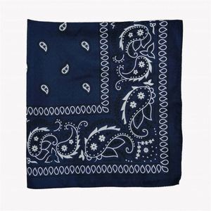 Bandana personnalisée OEM avec logo, texte ou image, idéale pour les uniformes d'équipe et la visibilité de la marque lors de toute occasion - Product Image 6