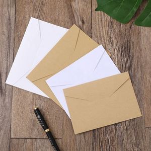 Sobres de Papel Kraft Marrón, Blanco y Negro para Invitaciones Impresas Personalizadas de Alta Calidad - Product Image 3