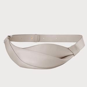 Nouveau Sac Banane Polène Neyu 2026, Sac Bandoulière de Luxe Tendance à Porter sous le Bras, Sac à Épaule Polyvalent Style Parisien pour Femme - Product Image 4