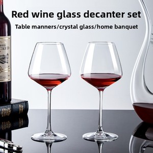 Copa de Vino Transparente, de Lujo, Estilo Nórdico/Burgundy Dordo/Minimalista, Diseño de Tallo Largo y Delgado, Soplada a Mano, Apta para Lavavajillas - Product Image 6