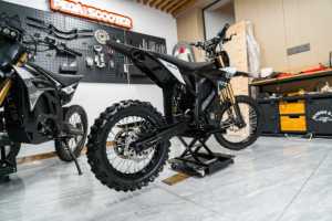 15% de Descuento en Motocicleta Eléctrica Todoterreno de Alto Torque, 72V 35Ah, 3 Velocidades, para Jóvenes Conductores, Altis Delta, con Batería de Litio de Carga Rápida - Product Image 4