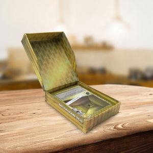 Cartes de <span class=keywords><strong>jeu</strong></span> TCG personnalisées imprimées avec un design de logo personnalisable et un emballage en papier - Product Image 4