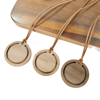 Diffuseur de parfum en bois de noyer naturel parfumé, pendentif diffuseur d'huiles essentielles, étiquette de diffusion suspendue, décoration d'intérieur parfumée