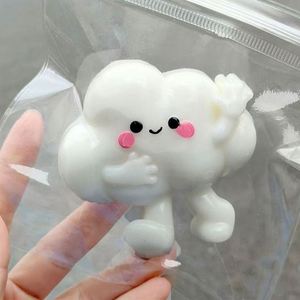 Novedades: Juguete Antiestrés de Algodón de Azúcar en Forma de Nube, Juguete de Nube Suave y Adorable para Aliviar el Estrés y Descomprimir, para Apretar y Jugar - Product Image 6