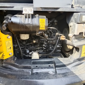 Mini-pelleuse Komatsu PC50MR d'<span class=keywords><strong>occasion</strong></span> à prix abordable avec certificats EPA et CE pour travaux agricoles et de terrassement - Product Image 6