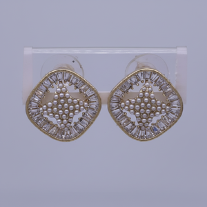 Di alta qualità in lega di Design a stella orecchini per le donne alla moda stile religioso con zircone e perla per la festa o la notte fuori - Product Image 1