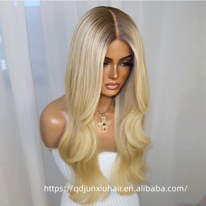 Perruque 13x4 13x6 HD en Cheveux Vierges Européens Longs Blond Doré, Sans Colle, Transparente, Ondulée, Pré-Plumée, avec Mèches pour Femme - Product Image 4