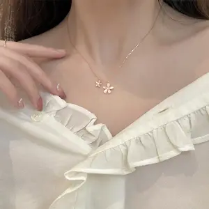 Großhandel kleine Gänseblümchen Choker Halsketten Frauen Mode Schlüsselbein Kette Schmuck Zubehör Opal Blume Anhänger Halskette