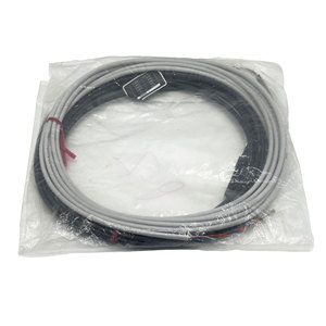 Cable Estándar KEYENCE GL-SP5P de 5 Metros, Cobre Trenzado, Aislamiento LSZH, IP65, PNP, para Sistema de Cortina de Luz de Seguridad GL-S Industrial - Product Image 2