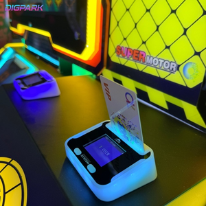 Terminal de lecture de cartes pour zone de jeu intérieure avec Wi-Fi et écran LCD pour le suivi des <span class=keywords><strong>fonds</strong></span> sur les cartes et le système de sécurité du numerique - Product Image 2