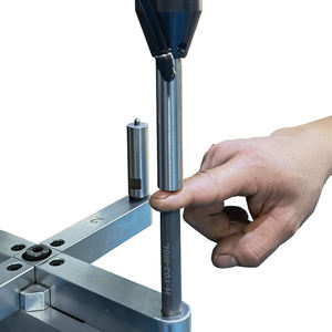 Automatische selbst klemmende 618-Nietmaschine mit effizienter Zuführung - Product Image 4