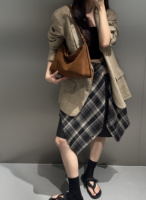 Produsen Tas Hobo Beludru Suede, Tas Selempang Bawah Lengan, Tas Bahu Lengkung Model Perahu, Tas Tangan Grosir, Sumber Barang Grosir