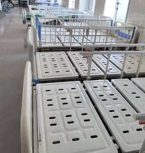 سرير فحص طبي معدني قابل للتعديل بوظيفة واحدة وبأسعار معقولة، طاولة فحص يدوية للمستشفيات، معدات فحص للعيادات الطبية من المورد - Product Image 6